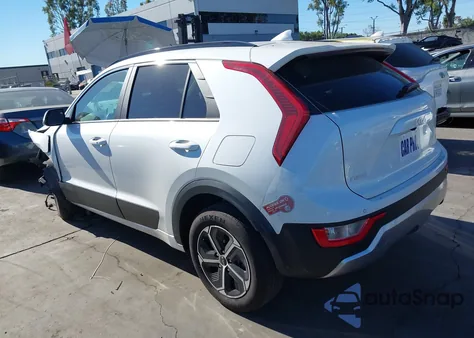 2025 Kia Niro Plug-In Hybrid Ex z USA, uszkodzony, nr VIN KNDCS3LF8S5235888